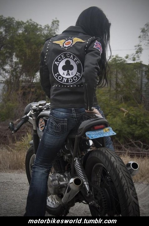 motosikletli kotlu kız