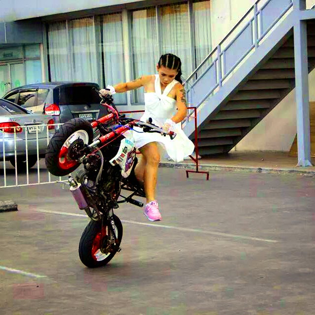 moto girl (6)