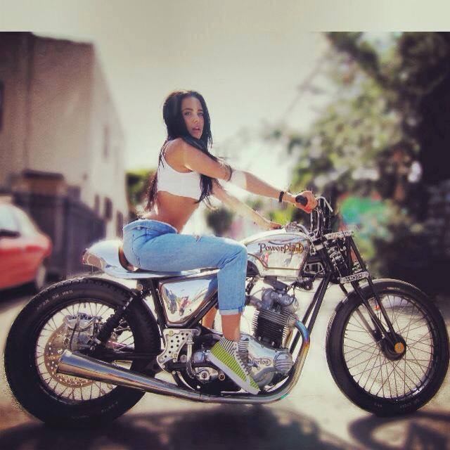 motorcu kız (3)