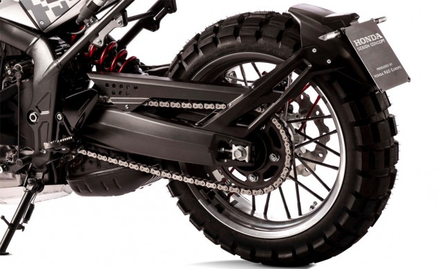 111815-honda-CBSix50_Concept-rear-wheel-swingarm-detail-633x389