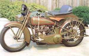 1925_Harley-Davidson_JD_with_Sidecar_Left-Front-300x189