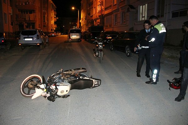 Image result for ters Åeritten gelen araÃ§ ve motosiklet