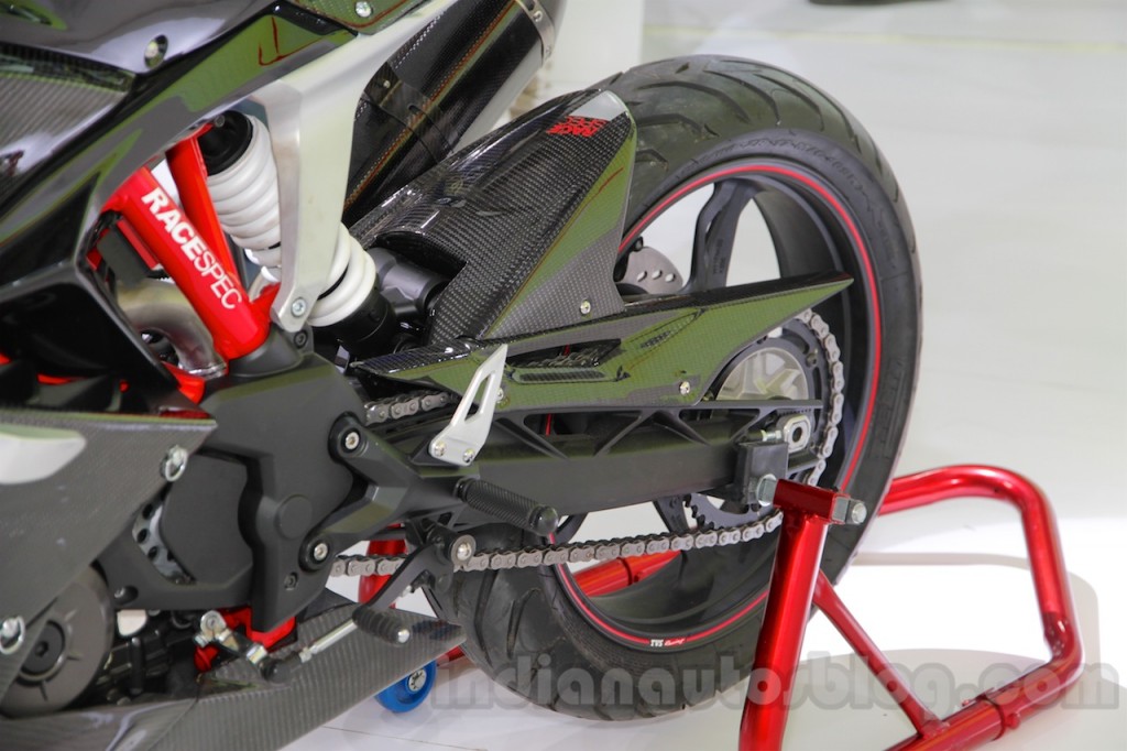 TVS-Akula-310-Racing - 2016 (3)