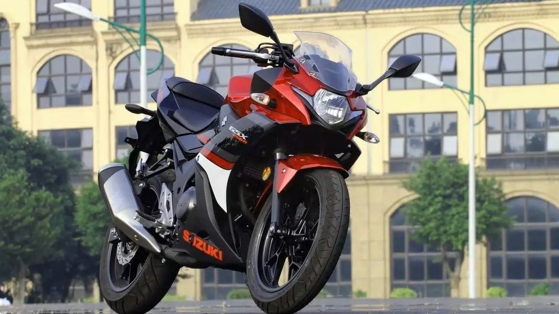 2017-suzuki-gsx-250r-red