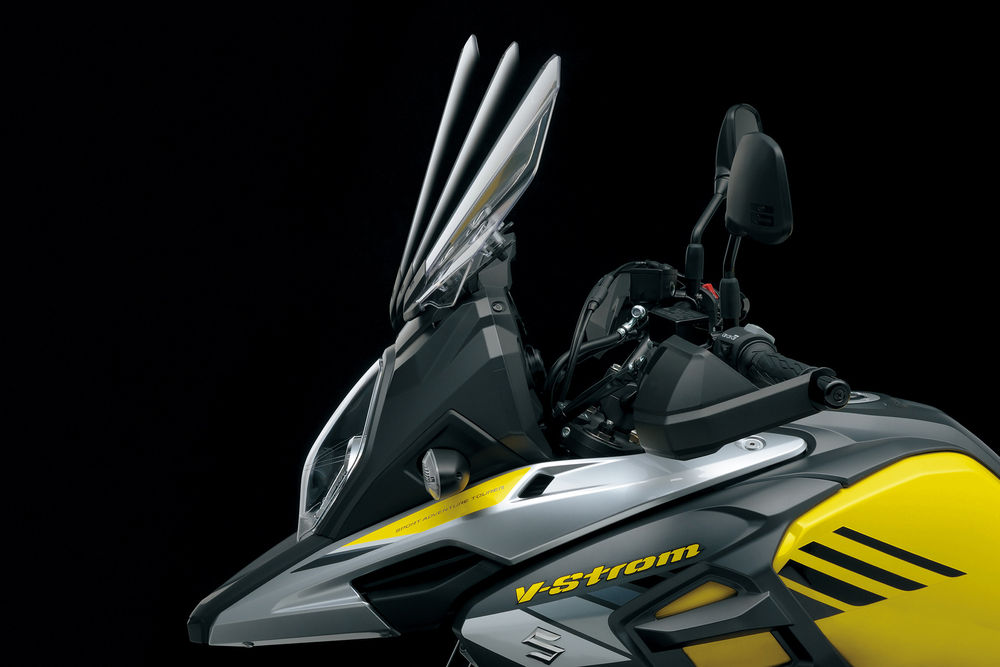 2018-suzuki-v-strom-1000_windscreen2