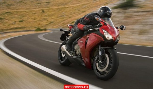 Honda fireblade 2008, 1000cc
