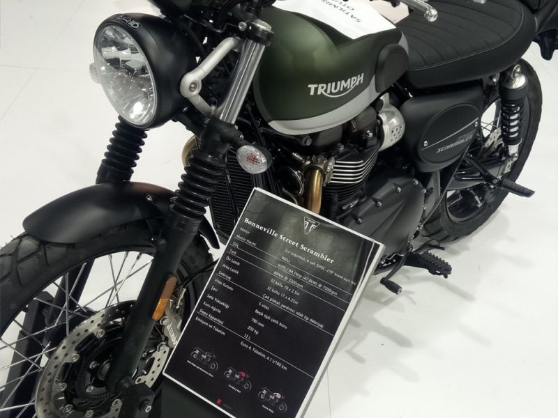 Triumph Motosiklet