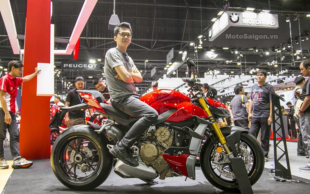 Ducati Streetfighter V4 S 2020-1