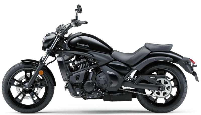 Spor, enduro, naked, chopper, scooter, commuter ve diğer t&uuml;m motosiklet modellerine g&ouml;re giyim se&ccedil;enekleri sitemizde www.motosikletaksesuarlari.com