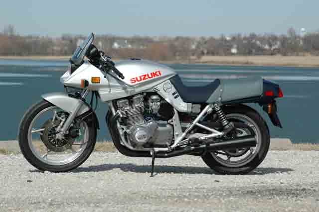 1982-katana