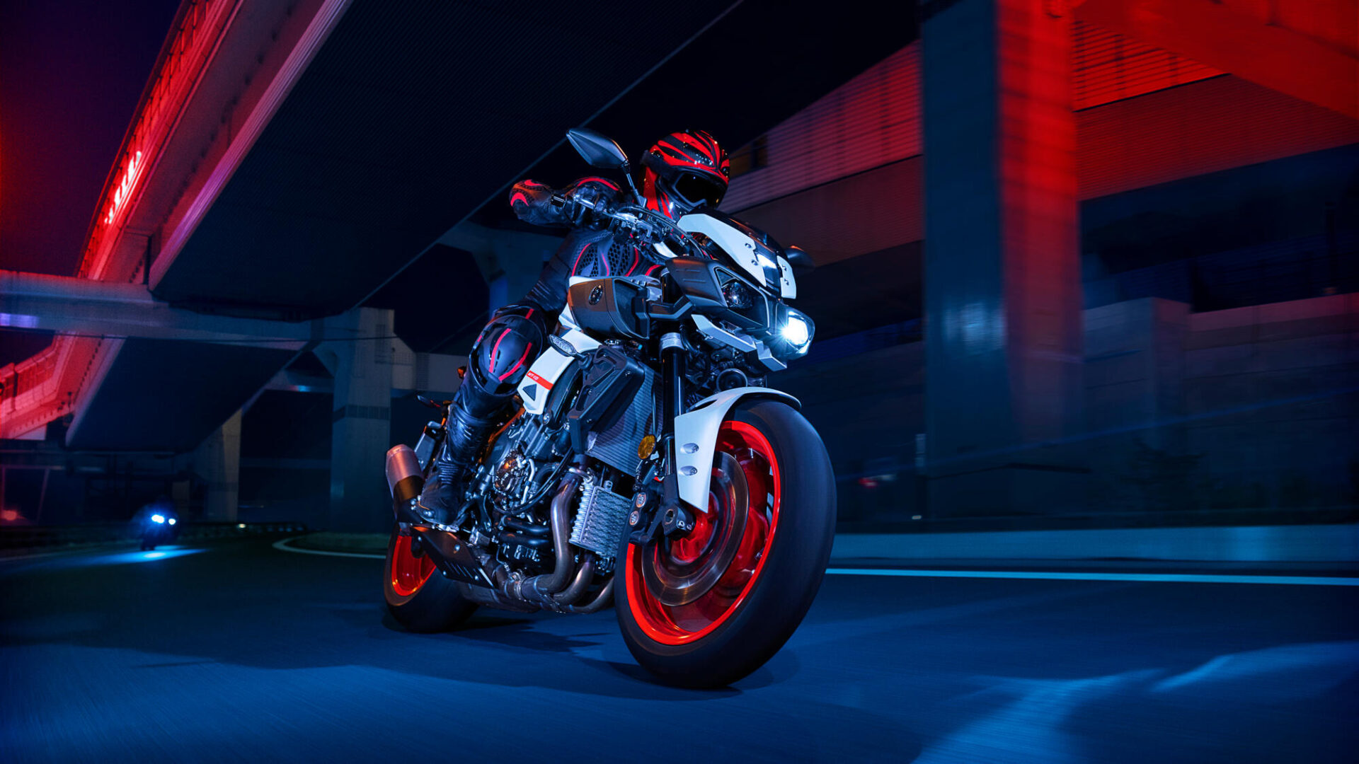 2022 Yamaha MT-10-1