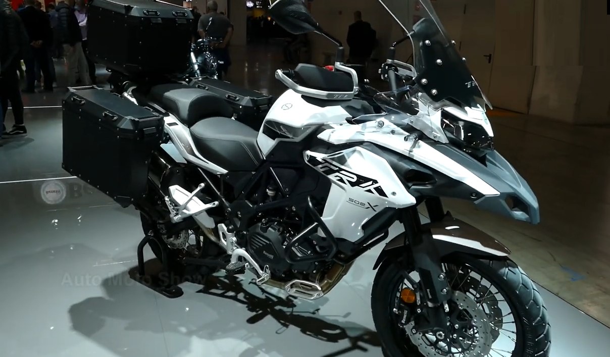 Benelli TRK 502 X MSRP: 7.099Dolar