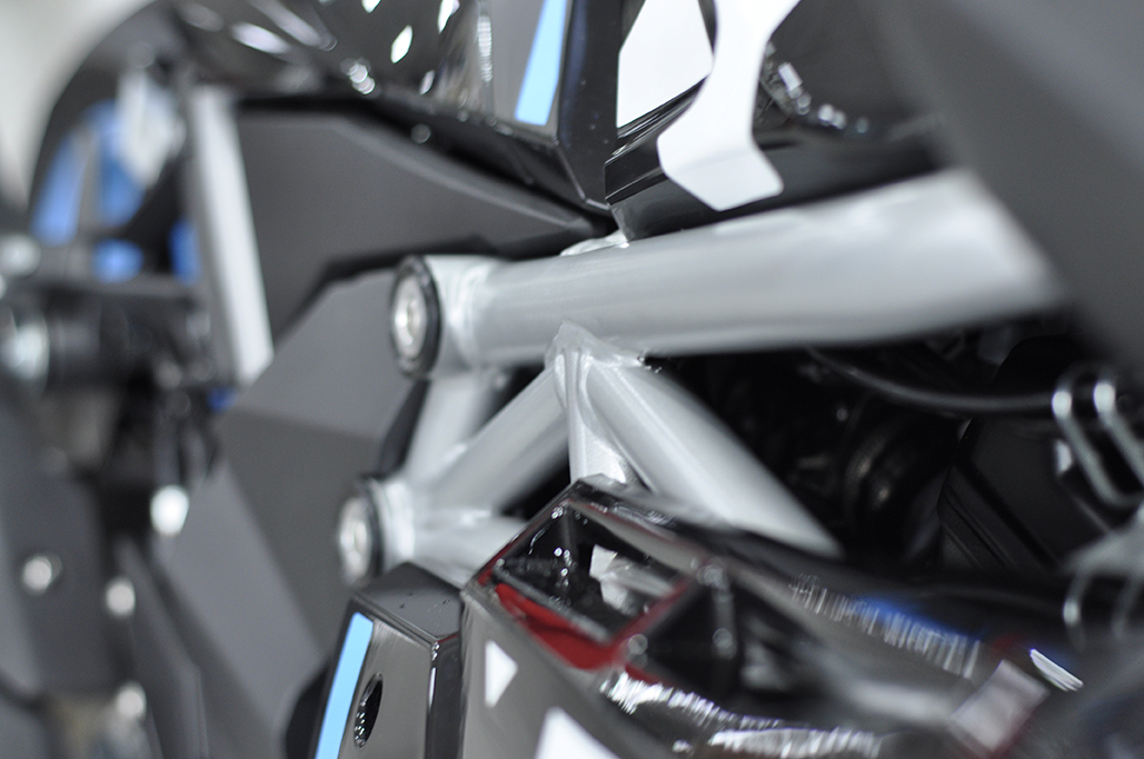 Yuki GP-1TARO 250R