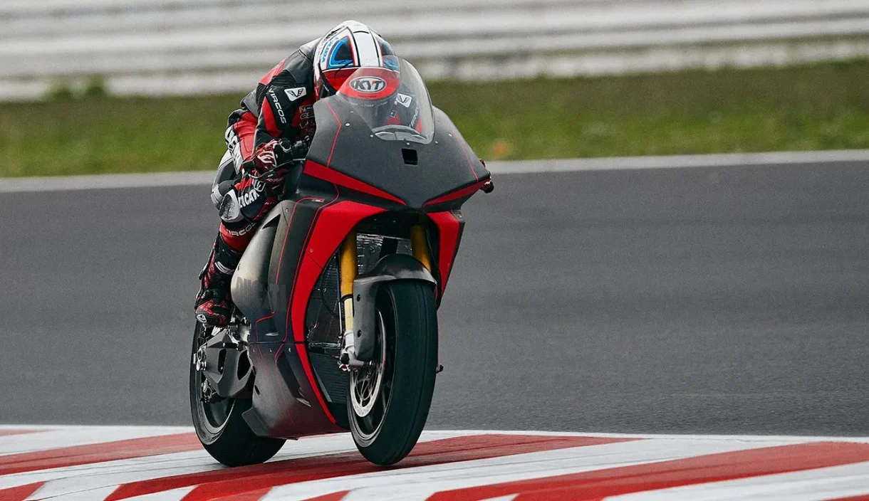 Ducati, yarış elektrikli motosikletinin &ouml;zelliklerini a&ccedil;ıkladı