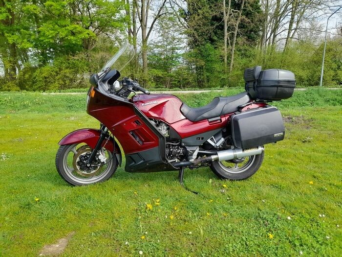 KAWASAKI GTR1000 (1986 - 1999)