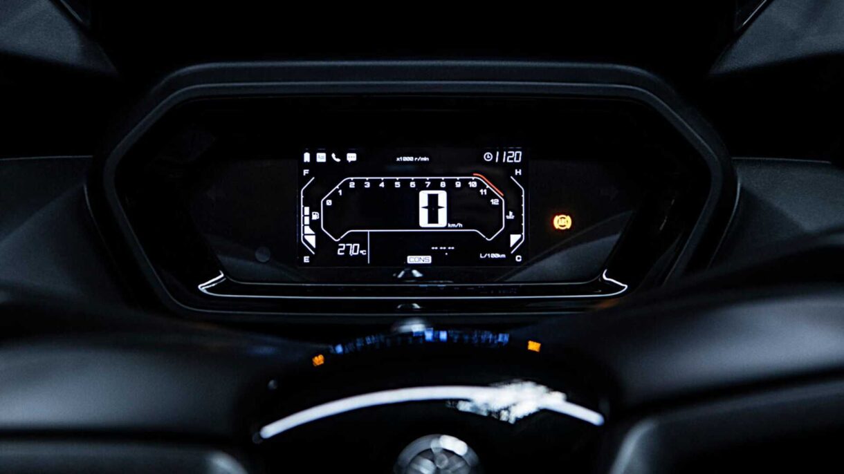 2023 Yamaha XMAX 300 ve 125'e Teknolojik Yenileme Geliyor