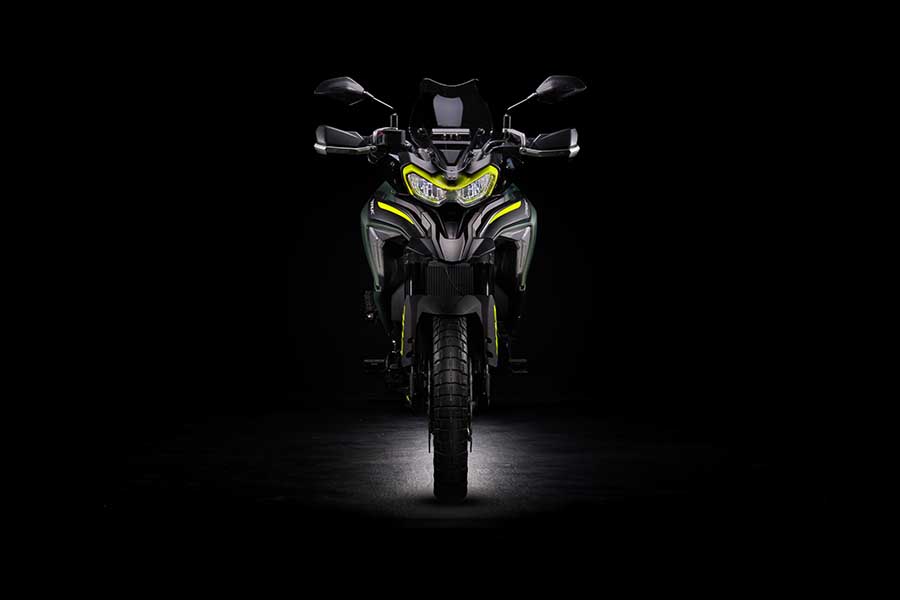 2023 Benelli TRK 702 X
