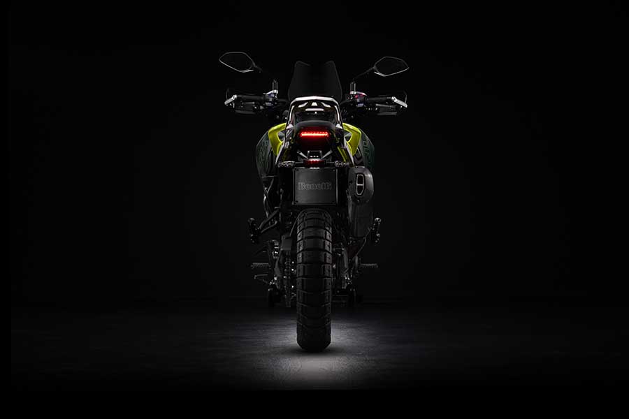 2023 Benelli TRK 702 X
