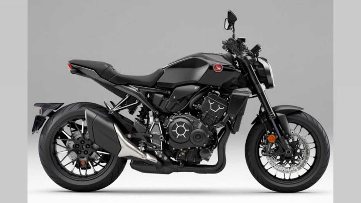 Honda, Japonya'da 2023 CB1000R ve CB1000R Black Edition'ı Piyasaya S&uuml;r&uuml;yor