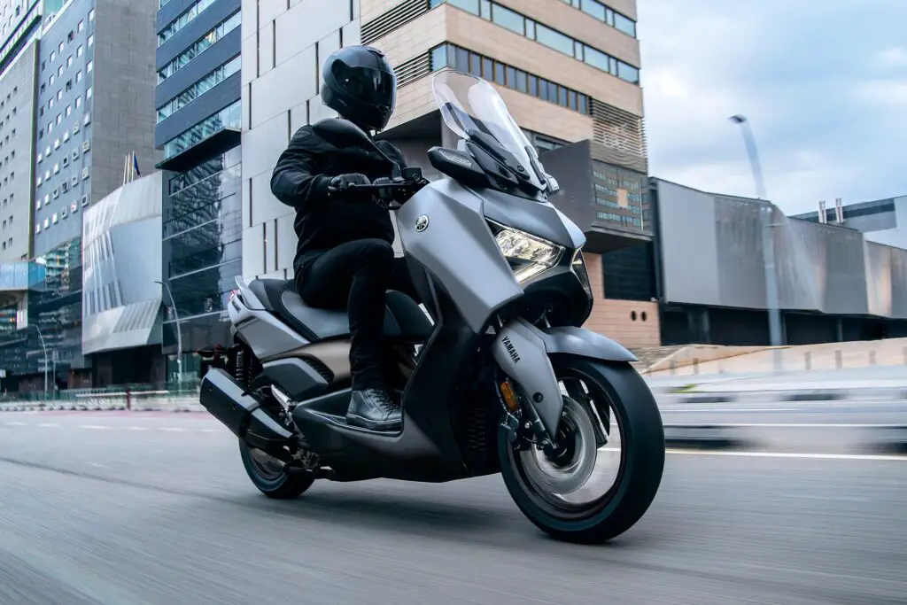 2024 Yamaha XMAX, 300cc