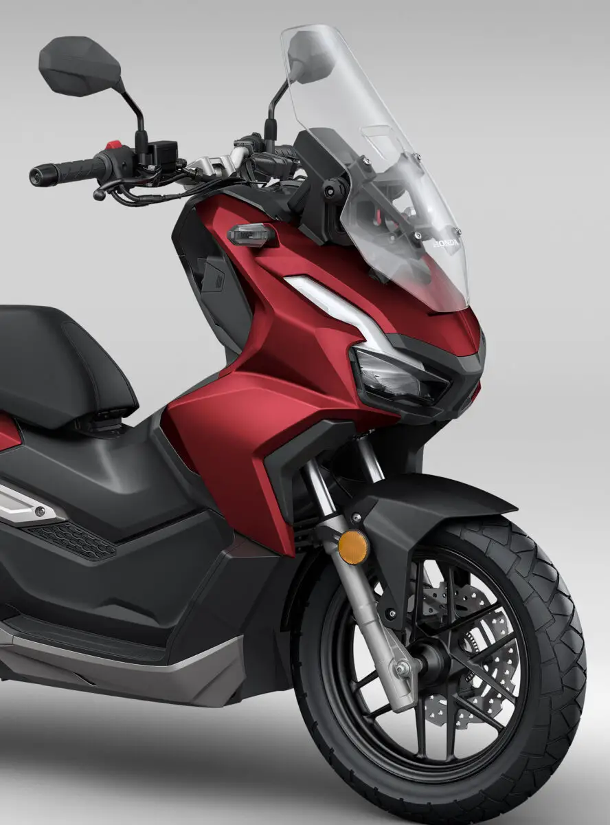 2024 Honda ADV160, Efsanevi G&uuml;c&uuml;n&uuml; Sergiliyor