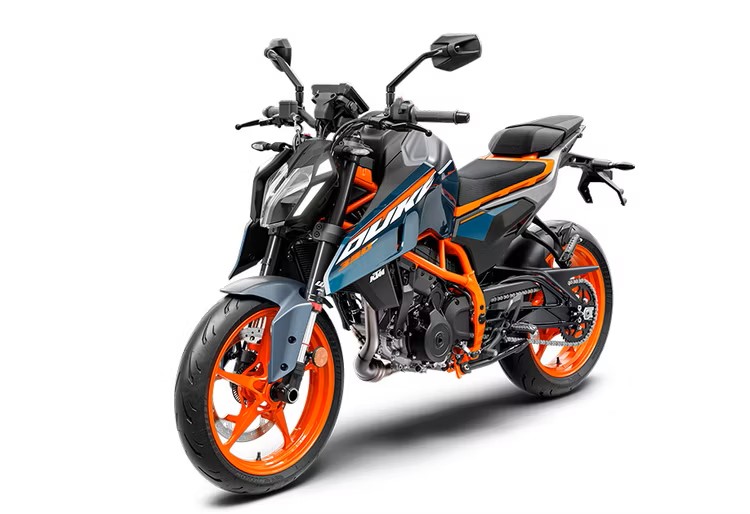 Yenilenen 2024 KTM 390 Duke &Ccedil;ıktı