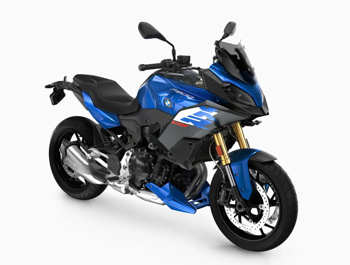 2024 BMW F 900 XR, 895cc, 99 Beygir