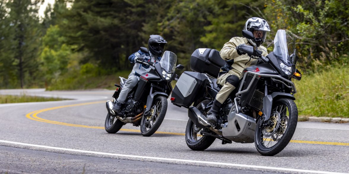 Tekerleklerden bahsetmişken, 2024 Honda XL750 Transalp,