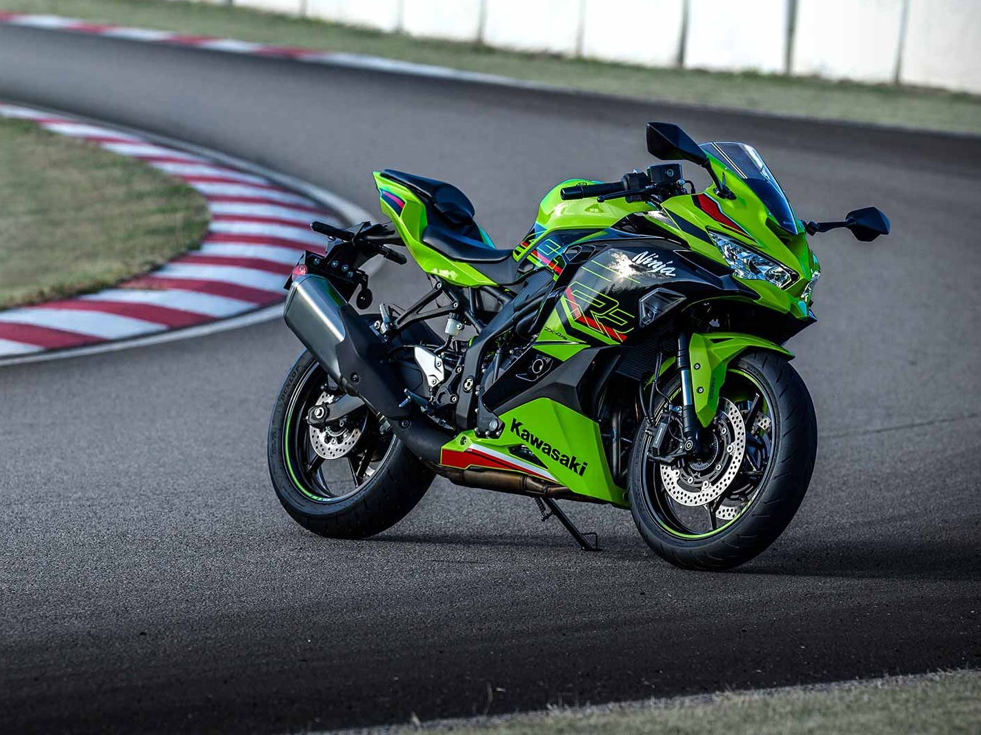 2024 Kawasaki Ninja ZX-4RR