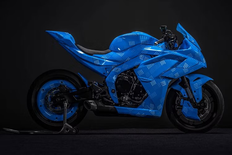 2024 CFMoto 500SR ile Kawasaki Ninja ZX-4RR'a Rakip &Ccedil;ıkartıyor