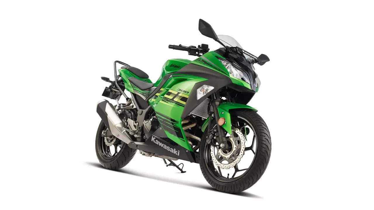 2024 Kawasaki Ninja 300, kaliteli ve hızlı, değerini hak ediyor