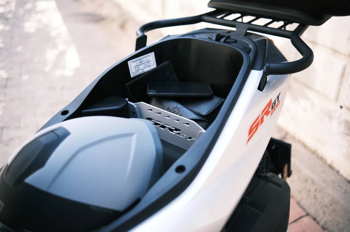 2023 Aprilia SR GT 125 Sele