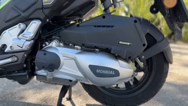 Mondial Ressivo 250 Maxi Scooter