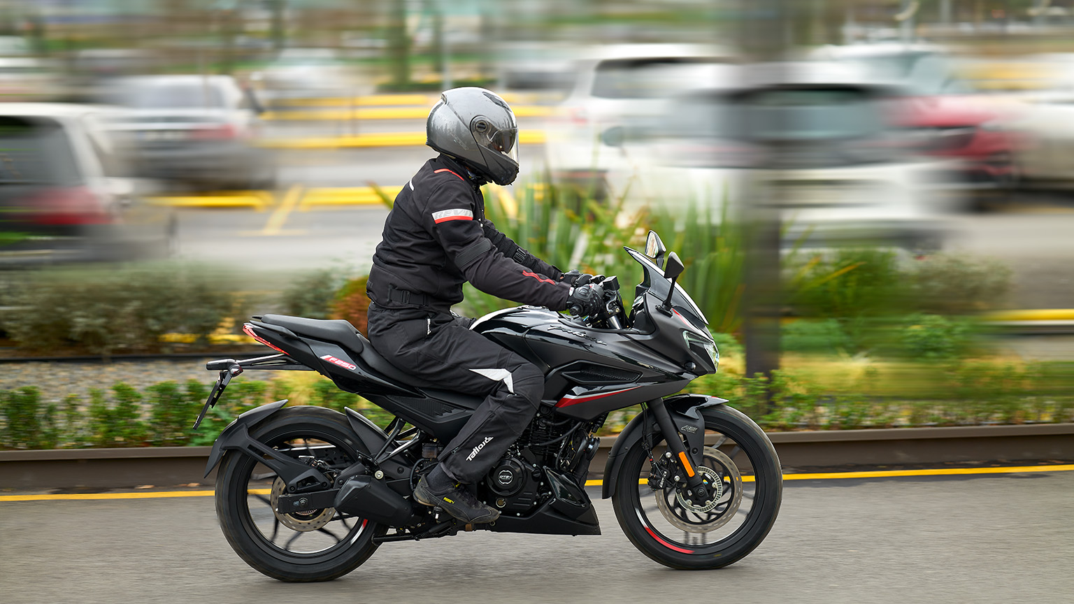 2023 Bajaj Pulsar F250 Tasarım