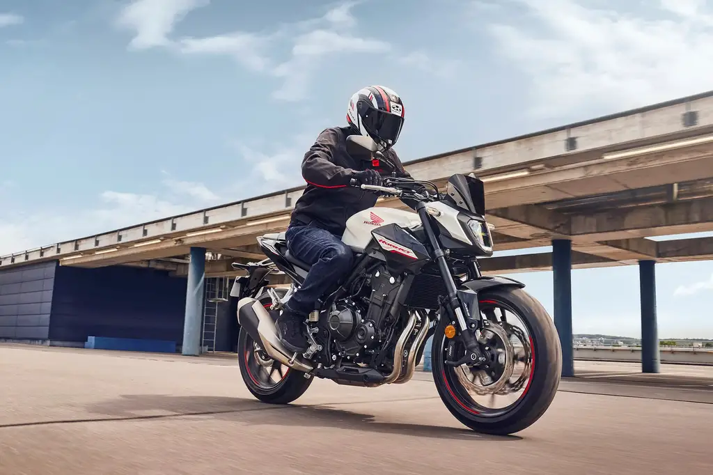 2024 Honda CB500 Hornet, En Güvenilir Motosiklet