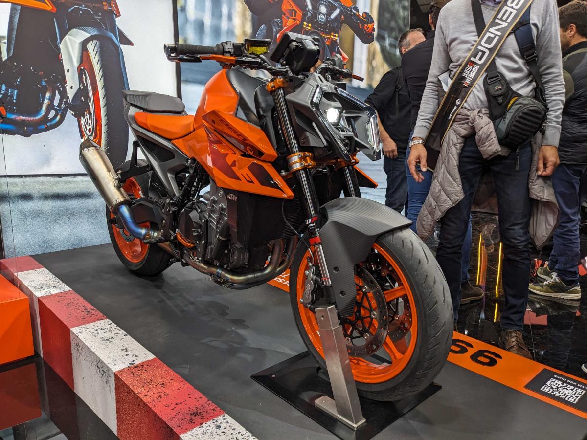 2024 KTM 990 Duke, İnanılmaz Güçlü Motor