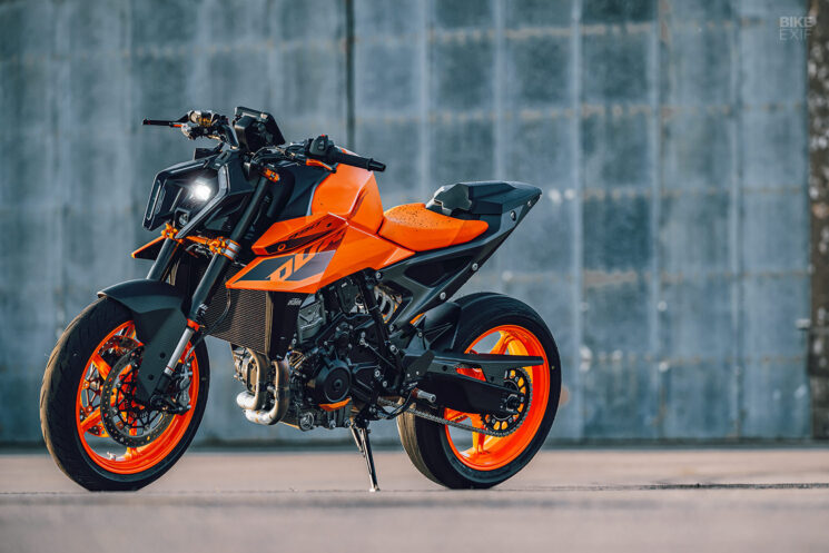2024 KTM 990 Duke, İnanılmaz Güçlü Motor
