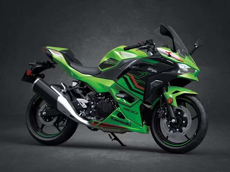 2024 Kawasaki Ninja 500 ve Ninja 400 - Temel Farklılıklar Neler?