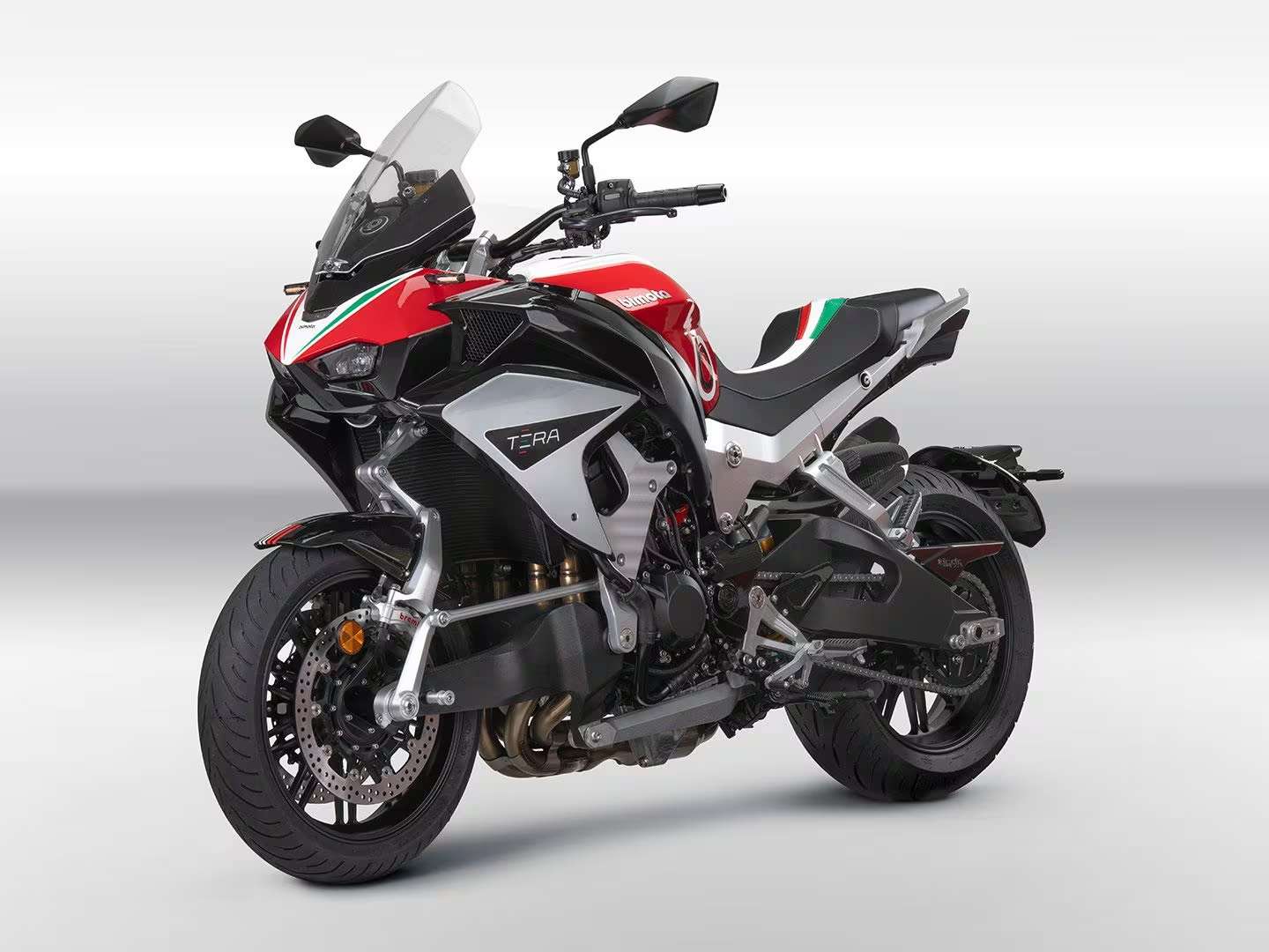 2024 Bimota Terra Ayarlanabilir &Ouml;zelliklere Sahip