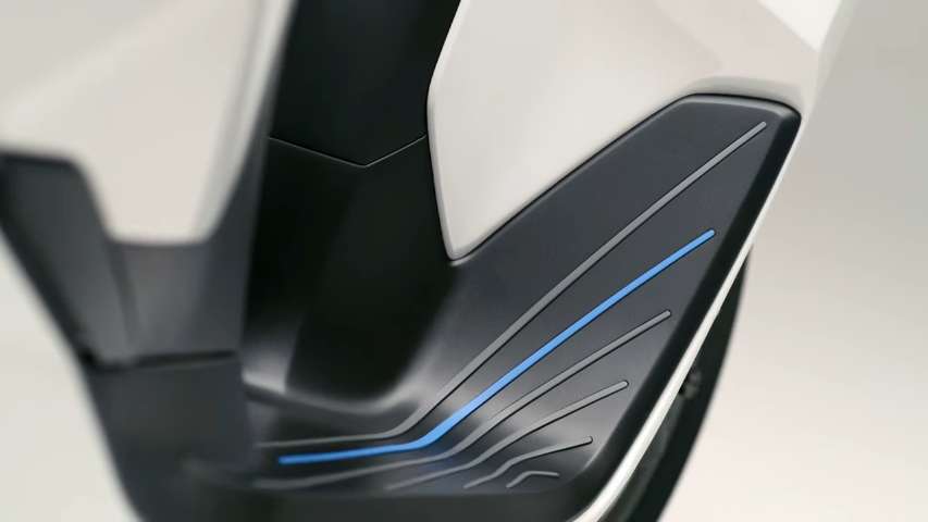 2025 Honda SC e Concept ayak yeri