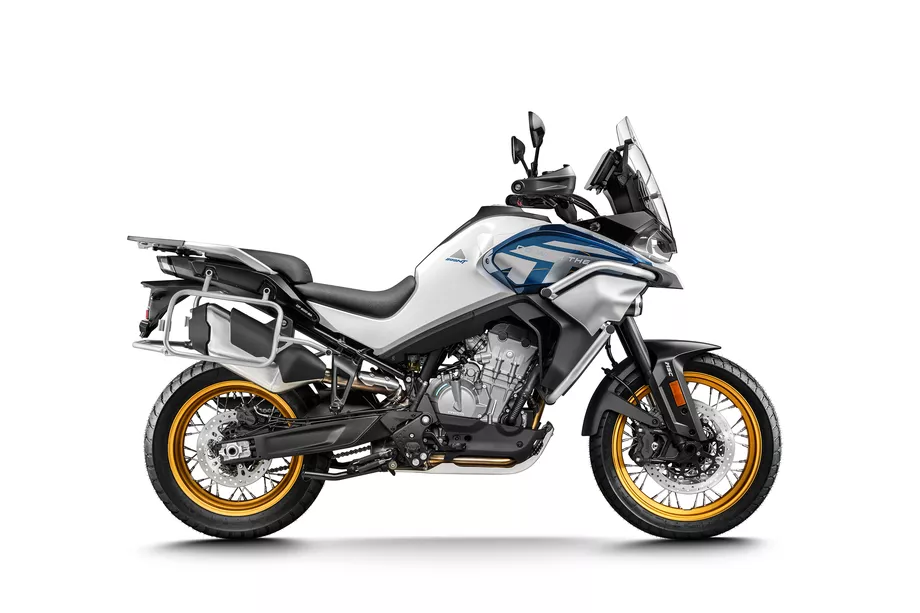 2024 CFMOTO 800MT, T&uuml;m &Ouml;zelliklere Sahip