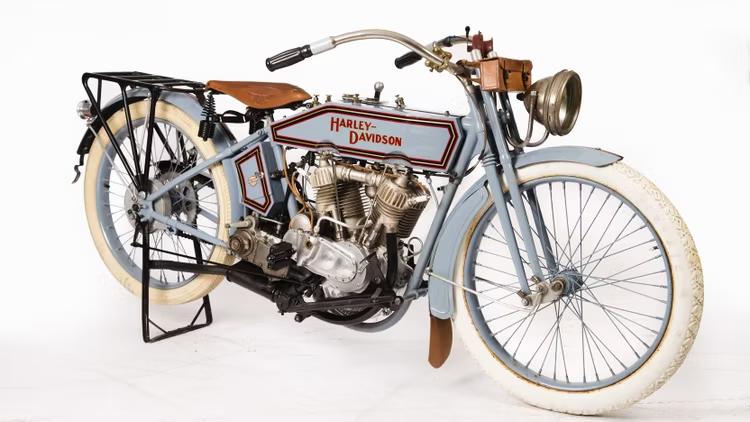 İlk V-Twin Motor