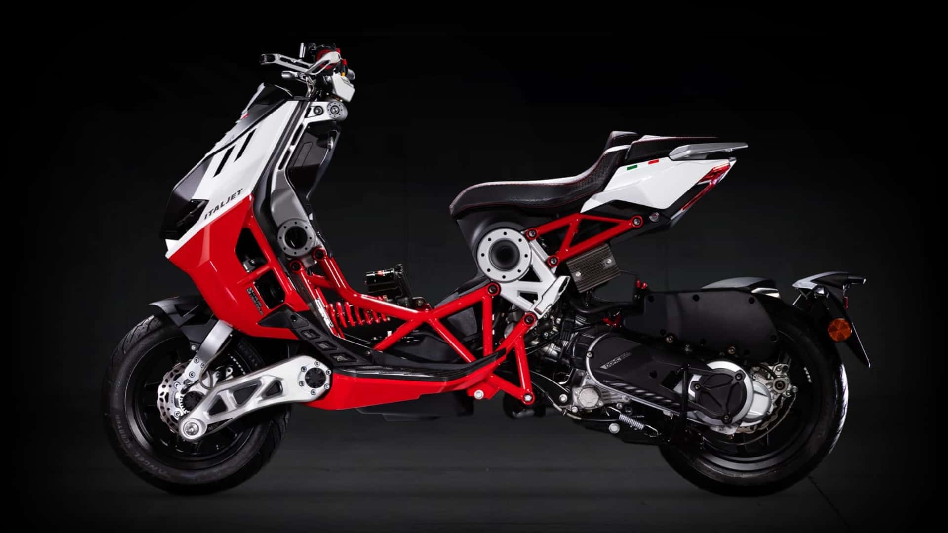 Italjet Dragster 125 ve 200 Herkesi Etkiliyor