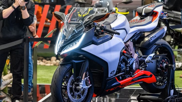 2024 QJ Motor SRK 1000 RC, 144 Beygir