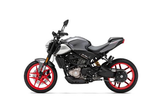 2024 Keeway V302N, 298cc'lik Streetfighter