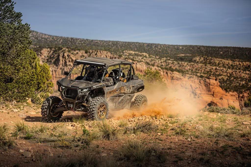 2024 Kawasaki KRX ve KRX4 UTV