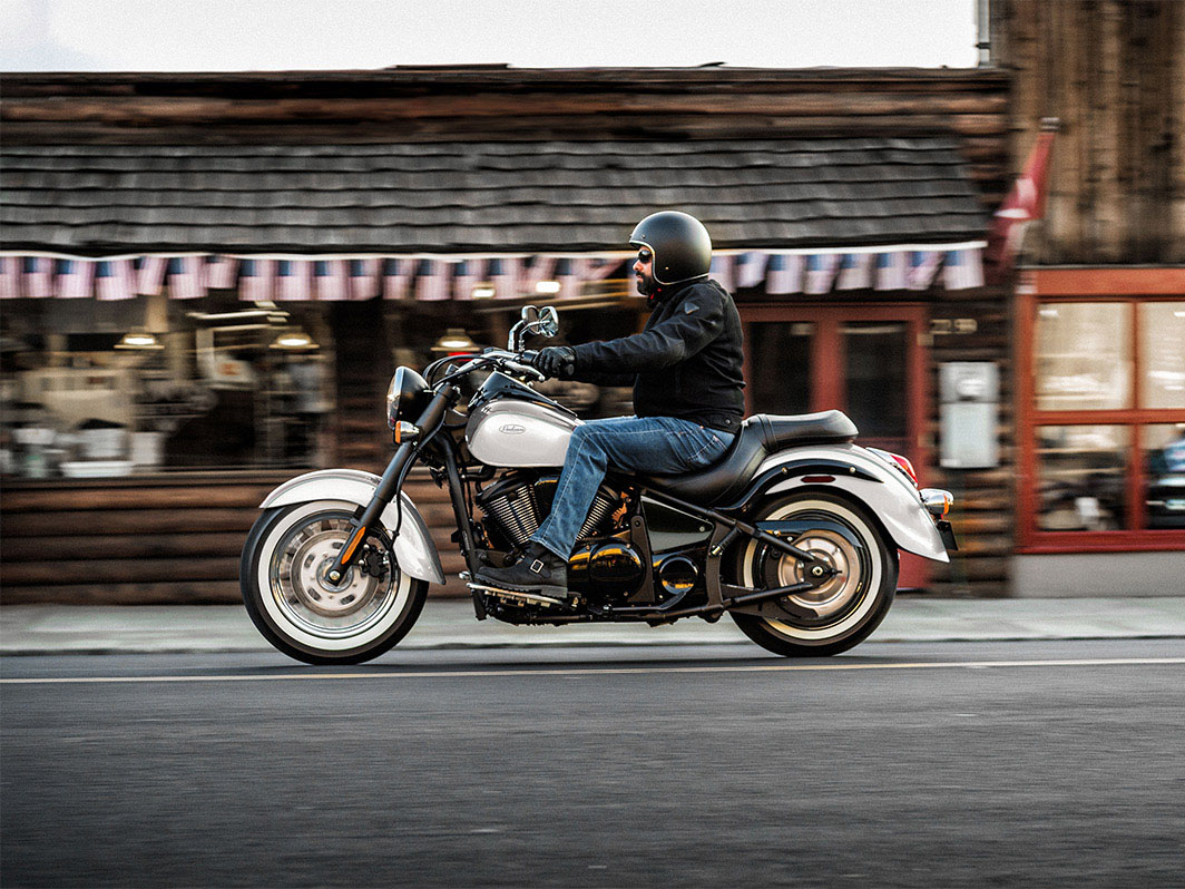 2024 Kawasaki Vulcan 900 Klasik