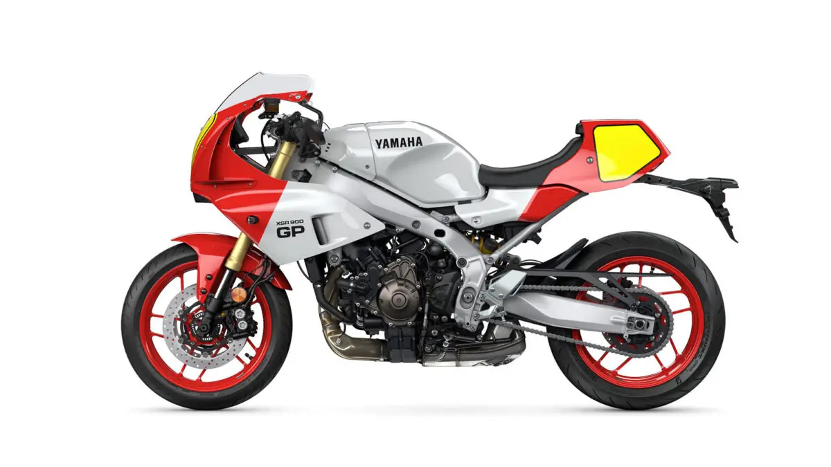 2024 Yamaha XSR900GP'nin Klasik Tarzına Aldanmayın