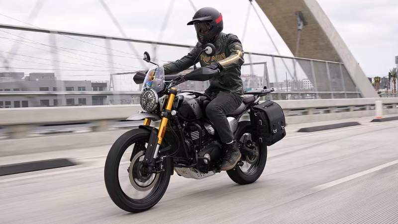 Triumph Scrambler 400 X