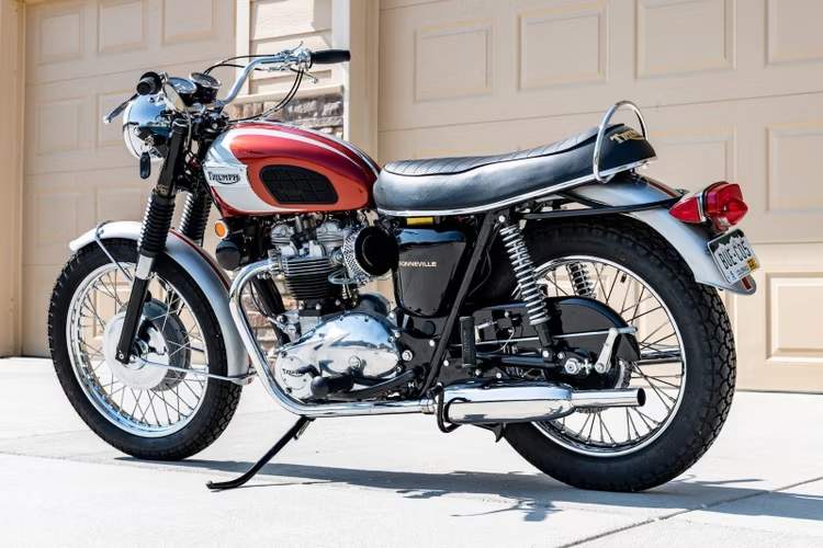 Triumph T120 Bonneville